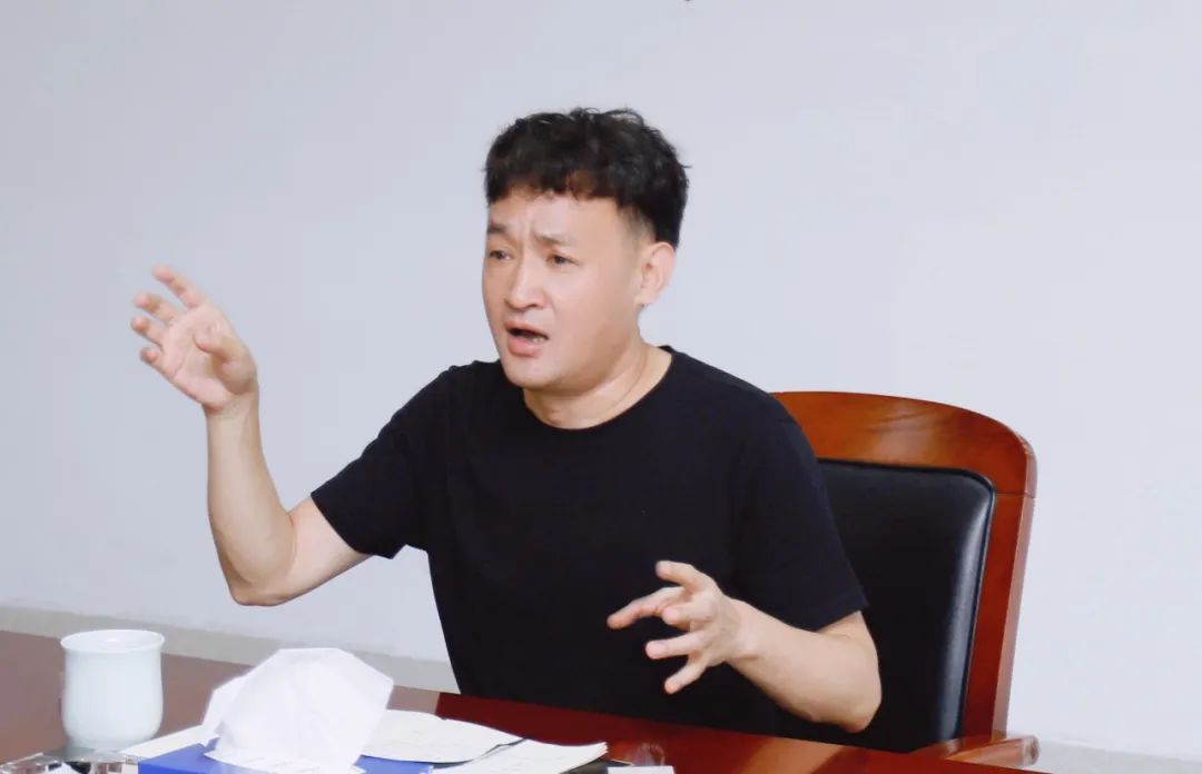 繼往開來 · 再創(chuàng)輝煌 | 花花牛乳業(yè)集團(tuán)召開9月營(yíng)銷、養(yǎng)殖及飼料月度經(jīng)營(yíng)工作會(huì)議