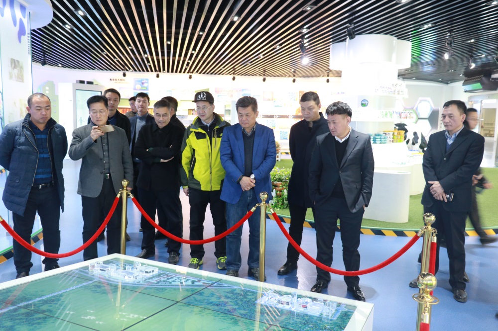 涉農(nóng)企業(yè)強(qiáng)強(qiáng)聯(lián)合，“抱團(tuán)取暖”共迎企業(yè)發(fā)展的春天